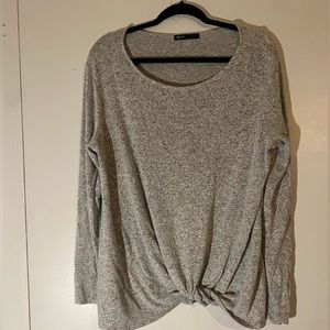 Gibson XL gray knot sweater!